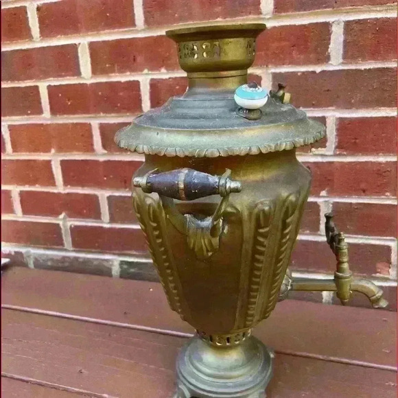 Antique 19th century USSR Russian samovar in excellent condition - Picture 2 of 6